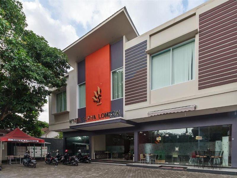 Reddoorz Plus Near Sangkareang Park Ματαράμ Εξωτερικό φωτογραφία